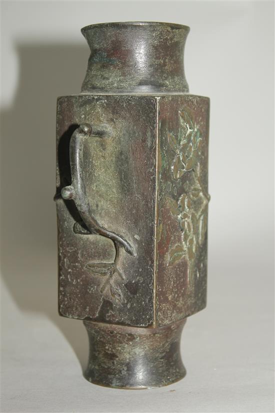 A Chinese bronze cong vessel, 17th / 18th century, 17.5cm, some damage